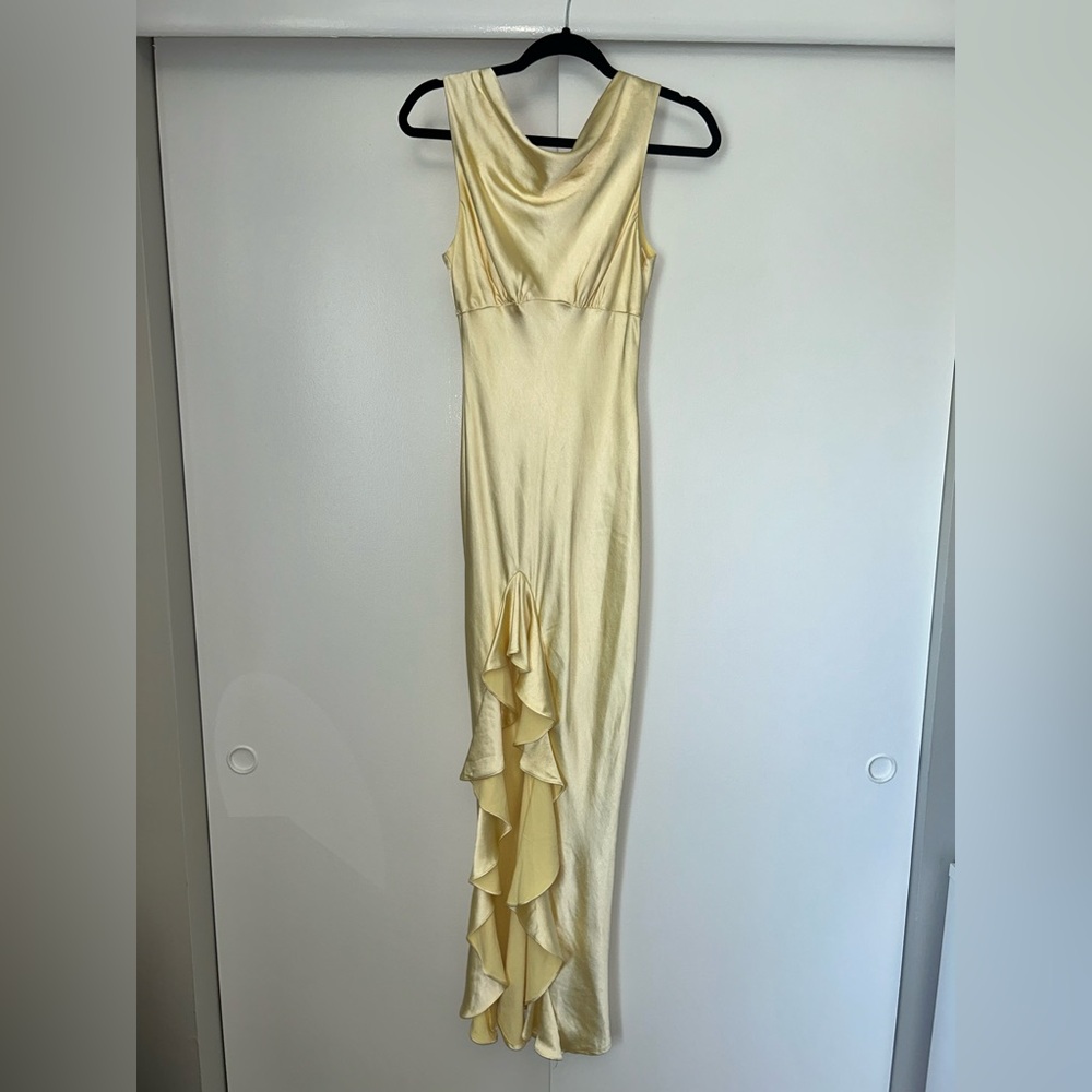 Elegant Yellow Dress